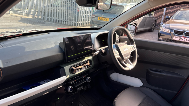 Dacia Spring 27kWh Extreme 65 48kW 5dr Auto Electric Hatchback